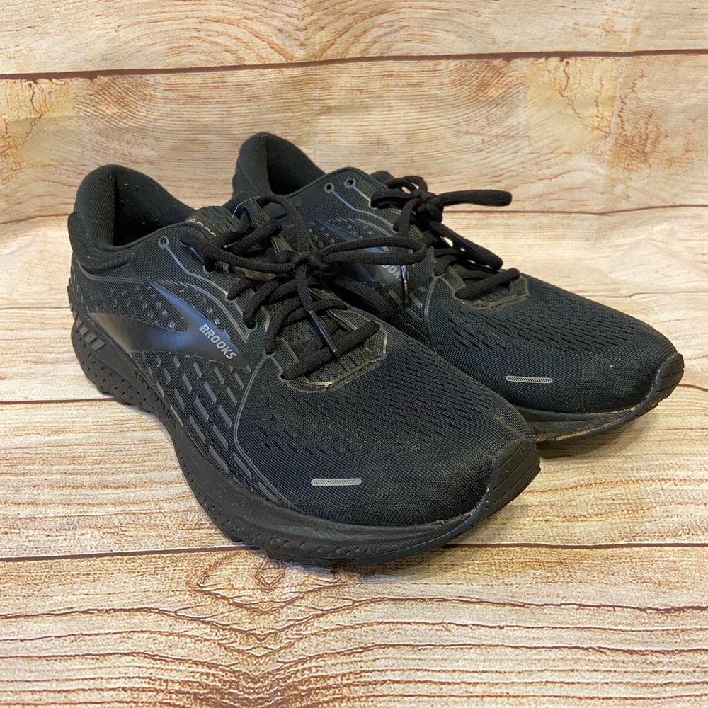 Mens Sz 11.5 Brooks Adrenaline 21 GTS Running Shoes (Like New) Comfortable!!!